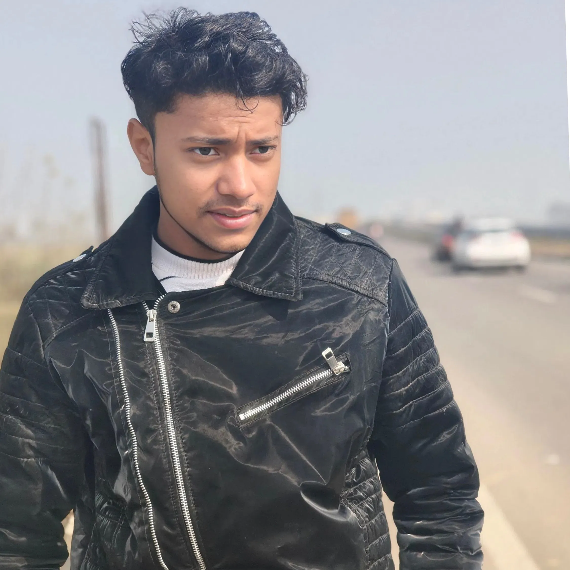 it's_Ashish_😈 Mitroliya