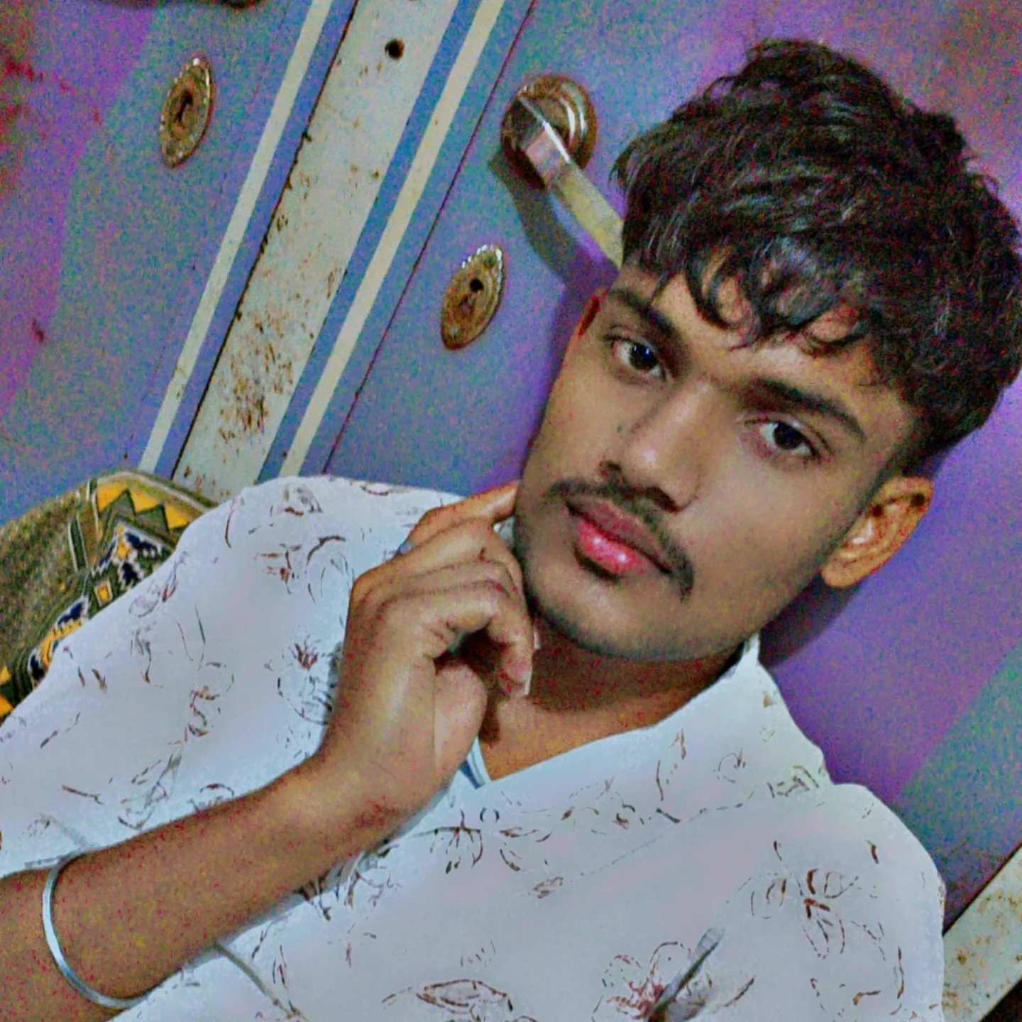 mr_ Saurabh_36