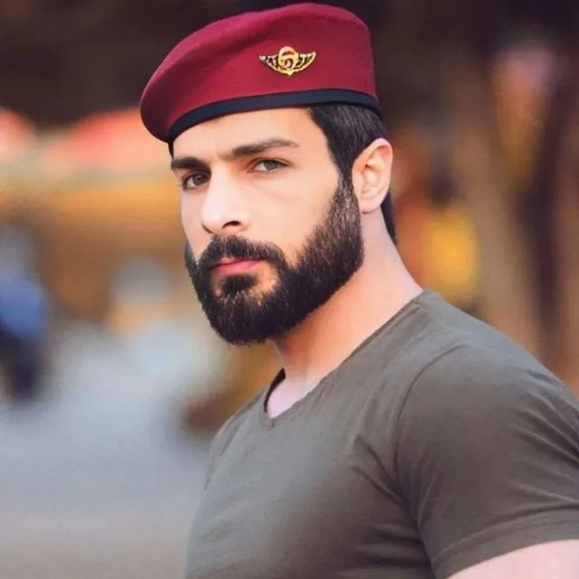 یحیی اسحاقیان