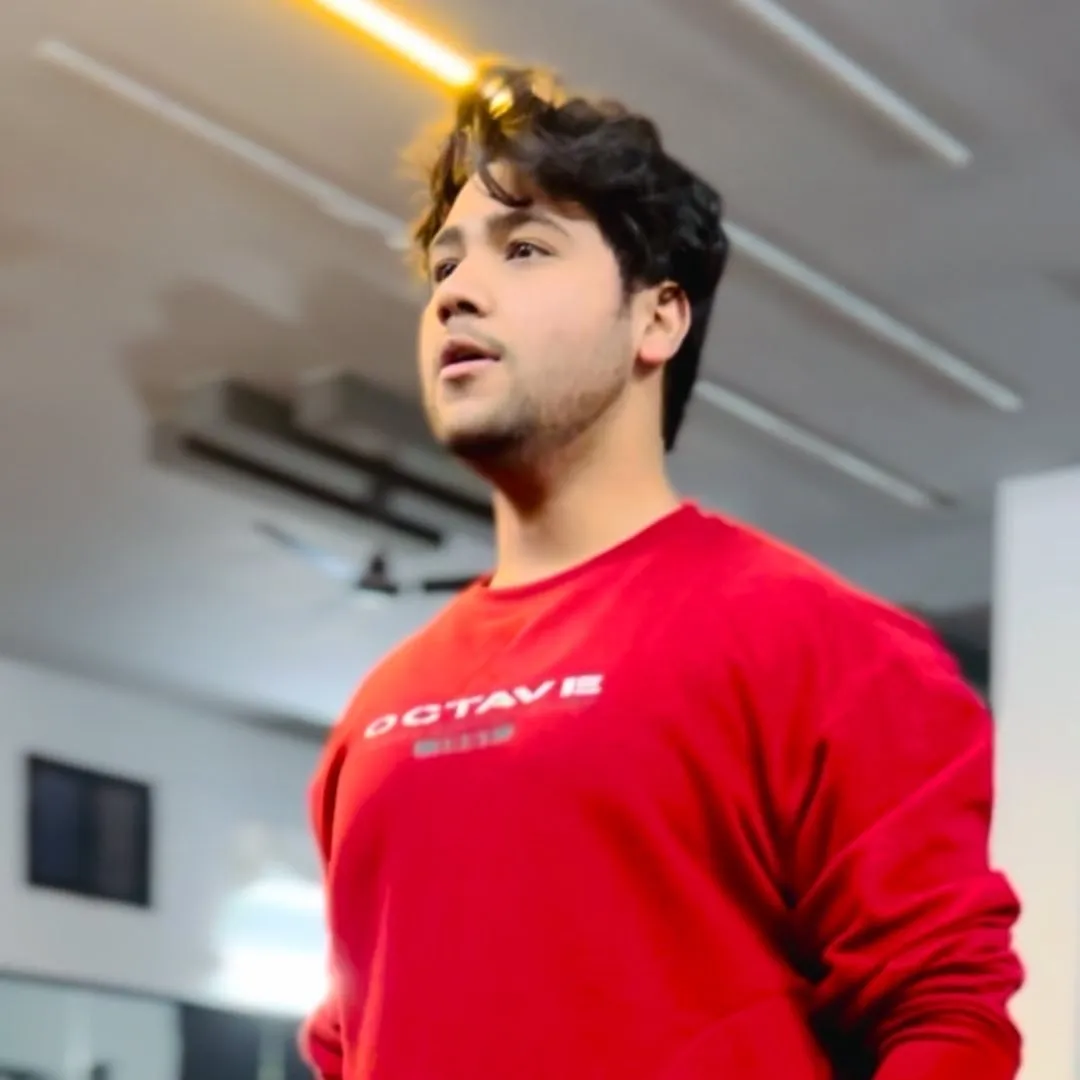vIkAsH Chaudhary