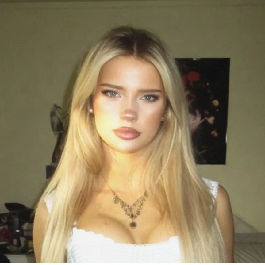 Ava Collins