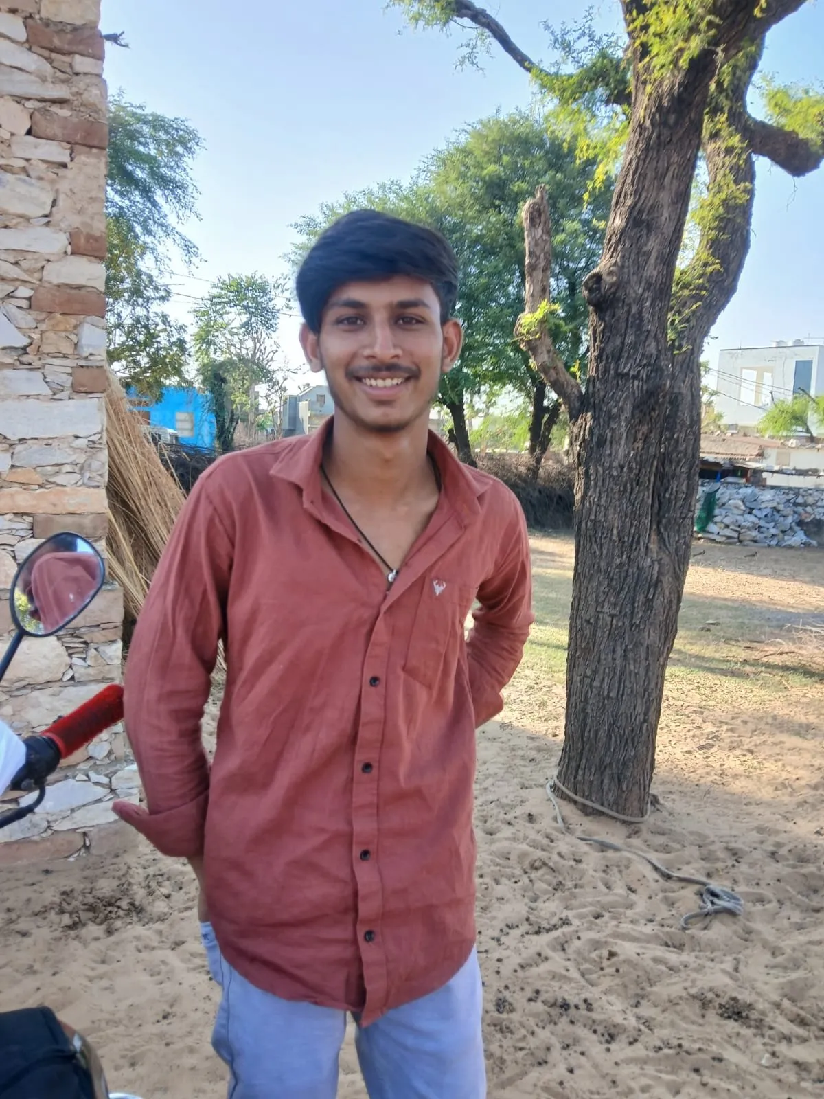 KAANNA BHATI