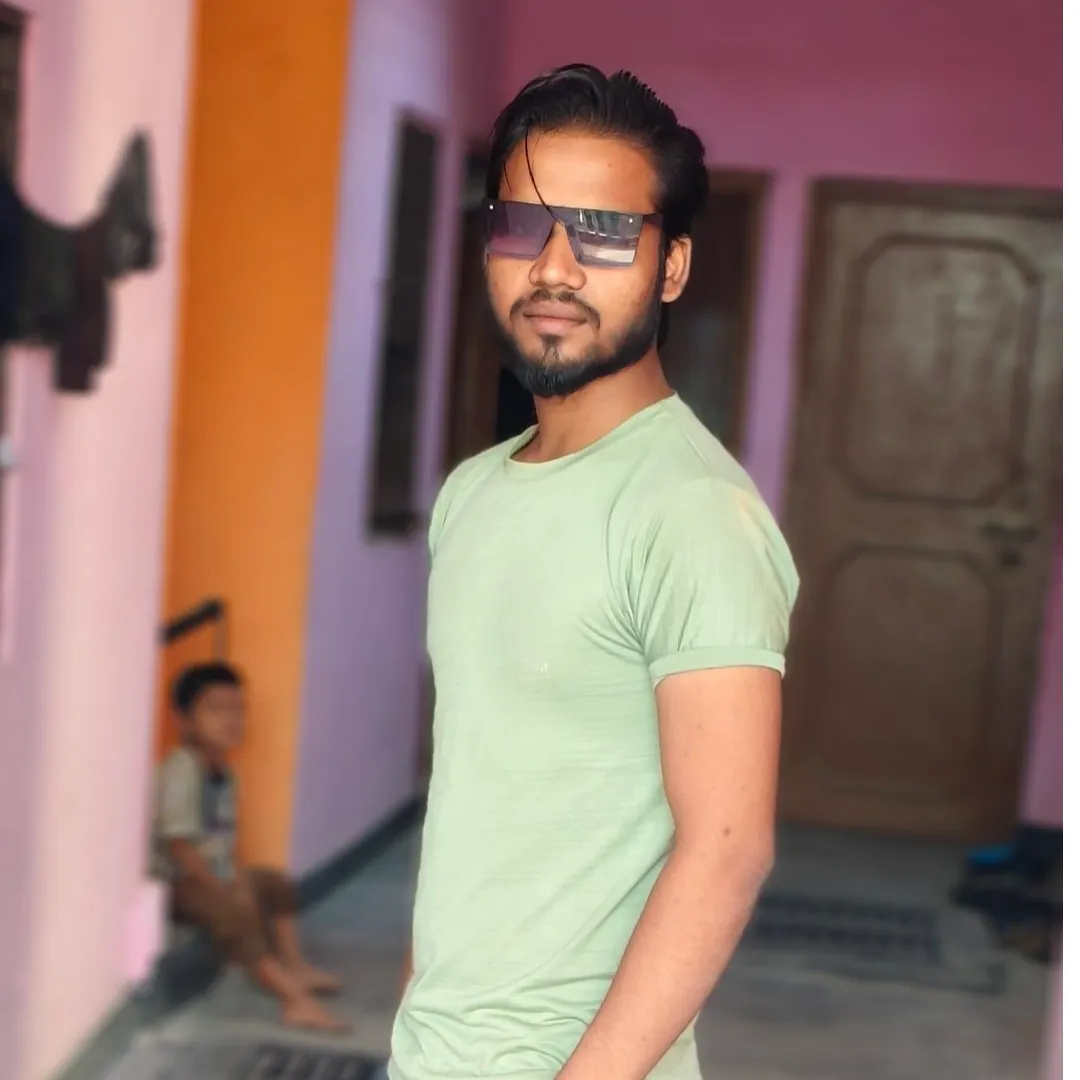 anuj Y9g