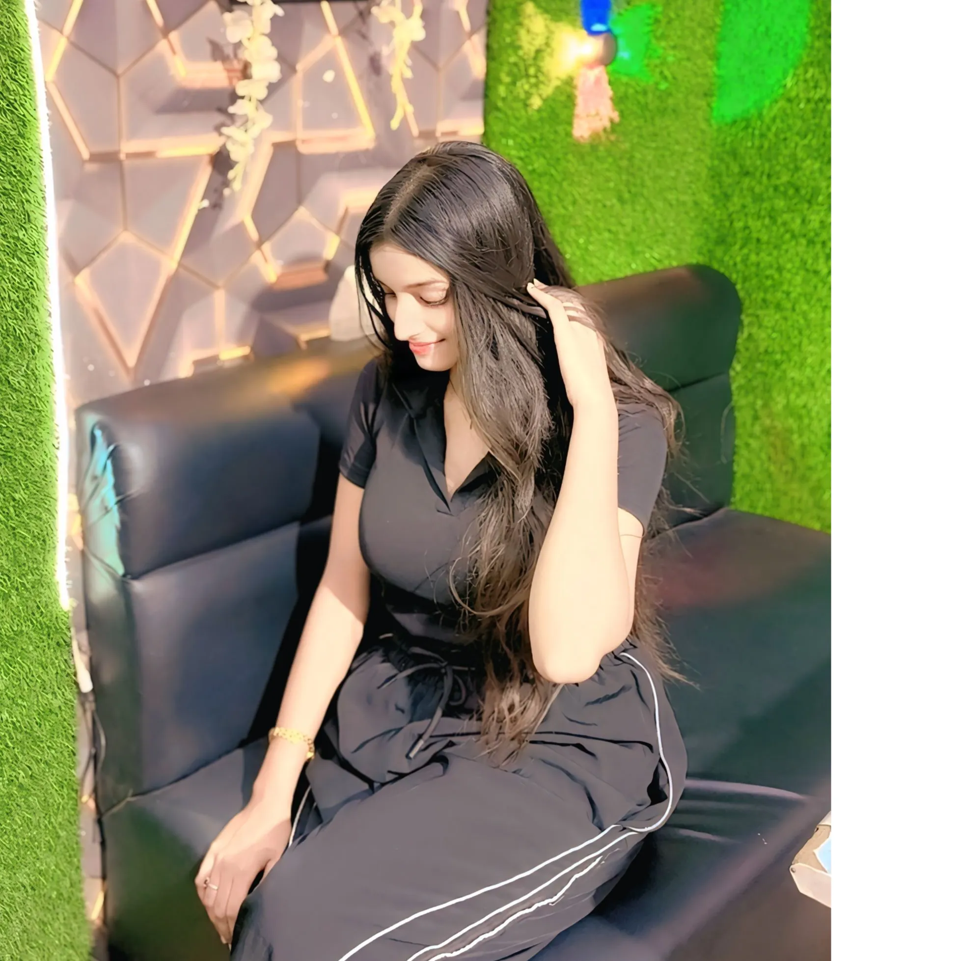 Khushi Khan