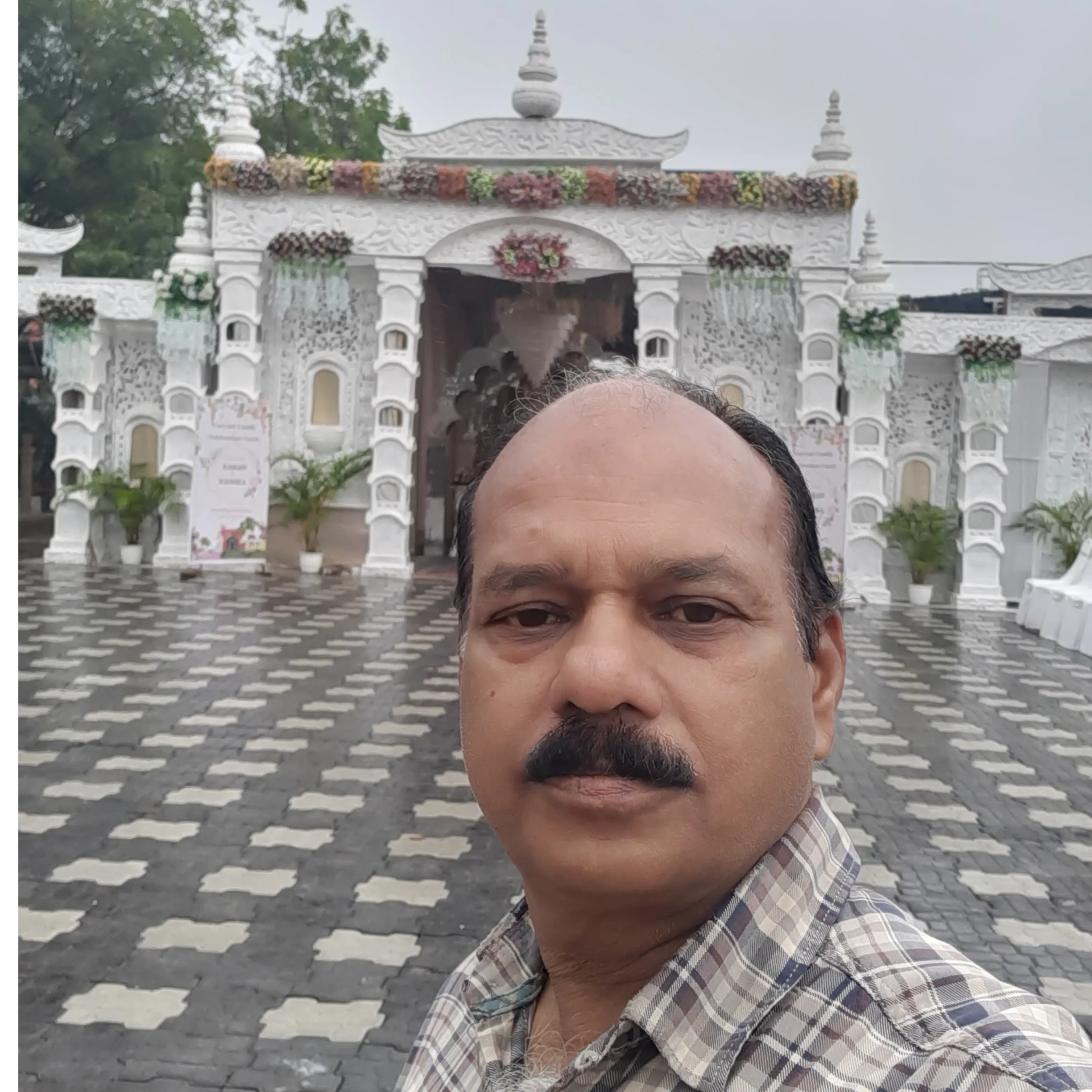 Pandit pandey