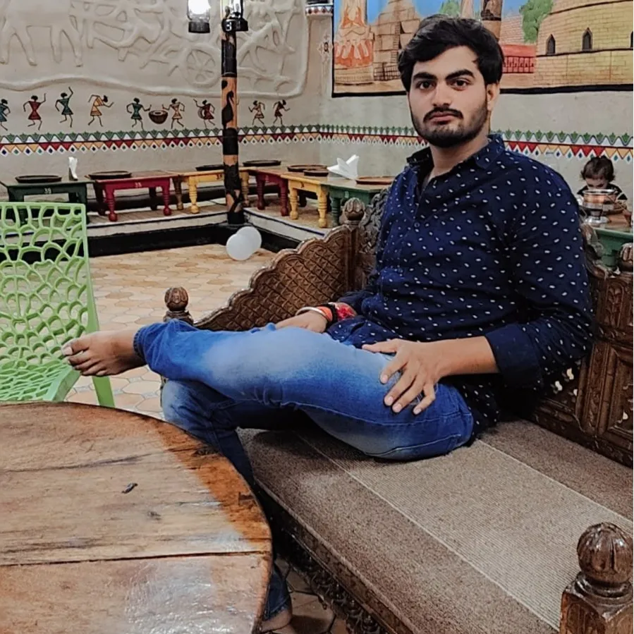 Aryan Thakur😎