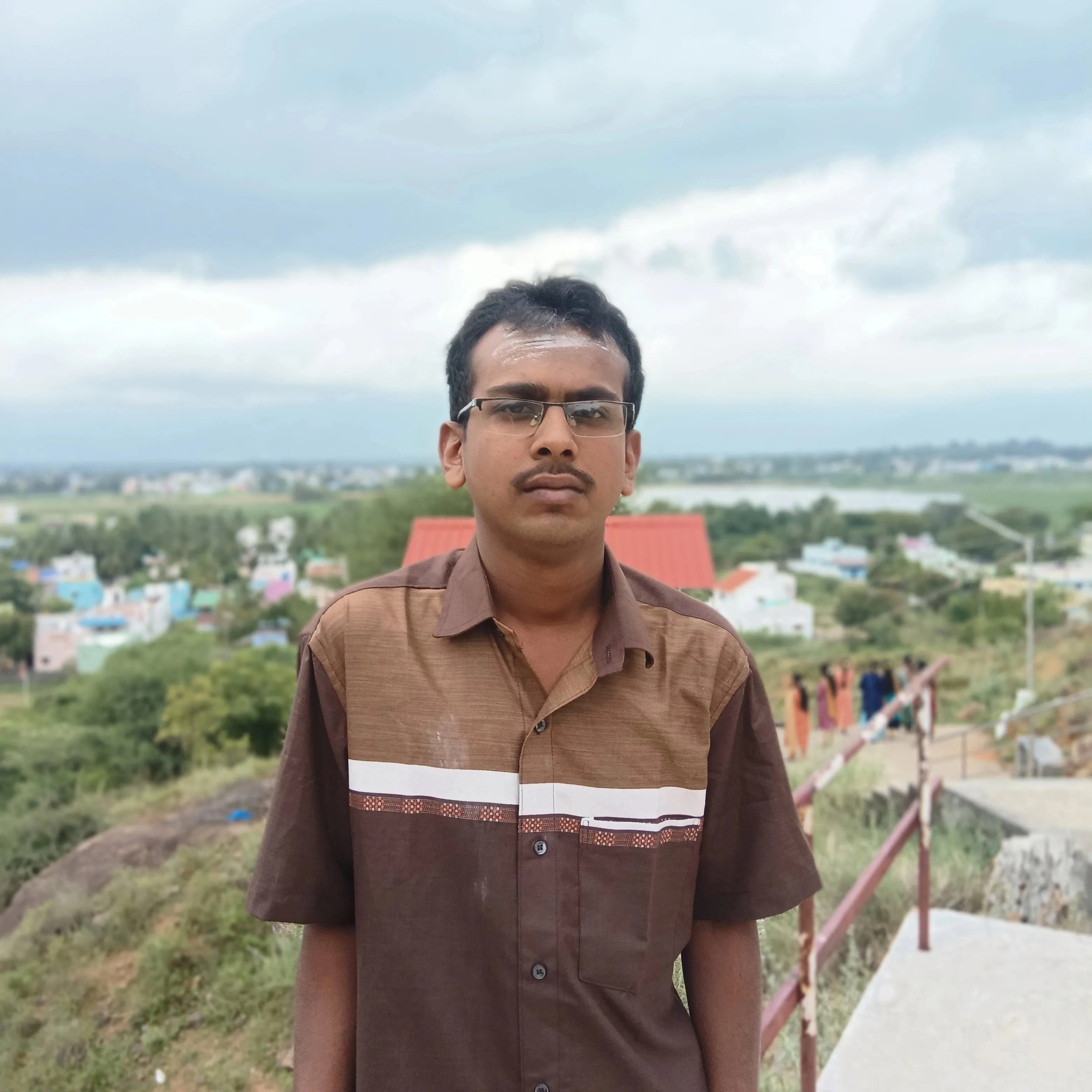 Petchimuthu E