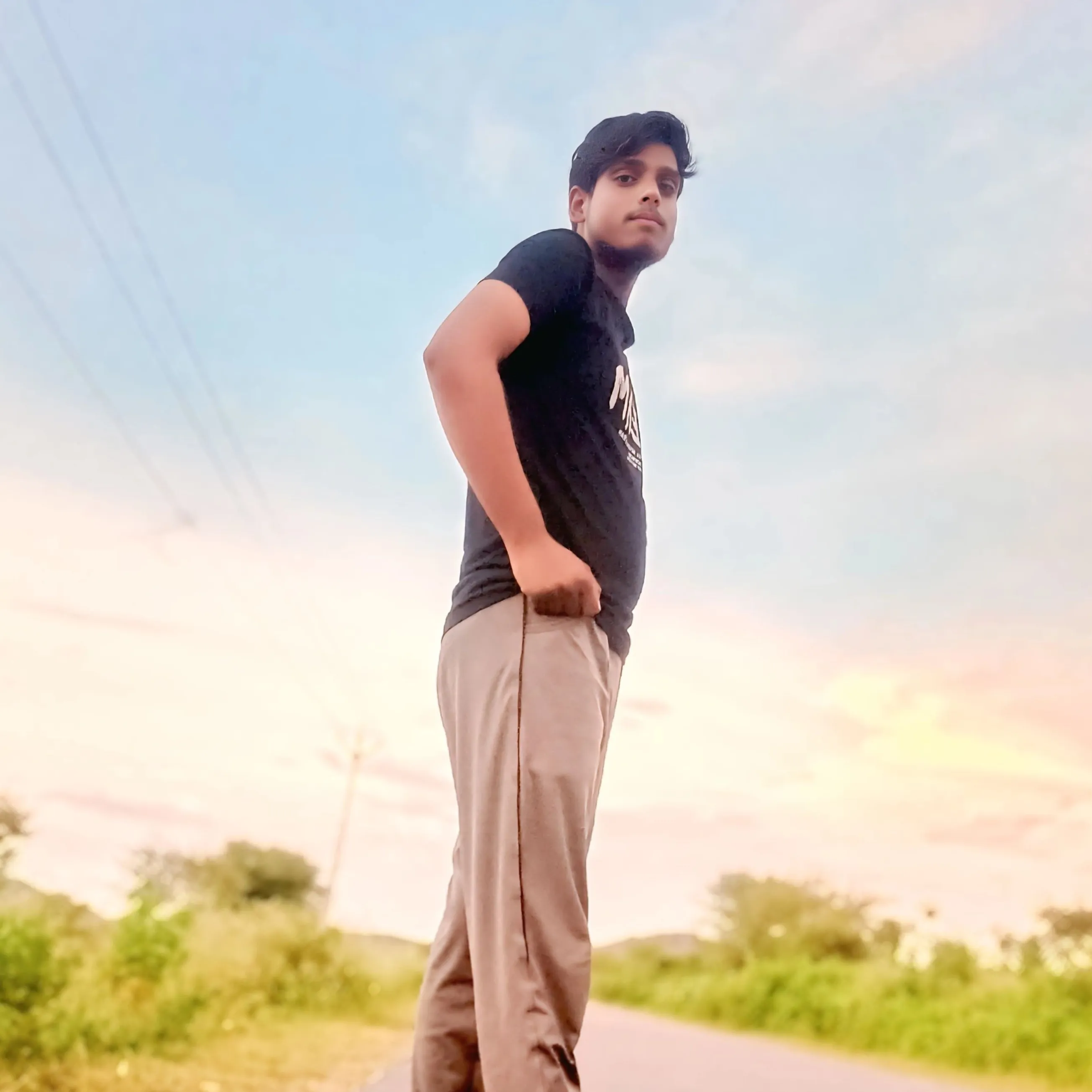 pawan Anuragi