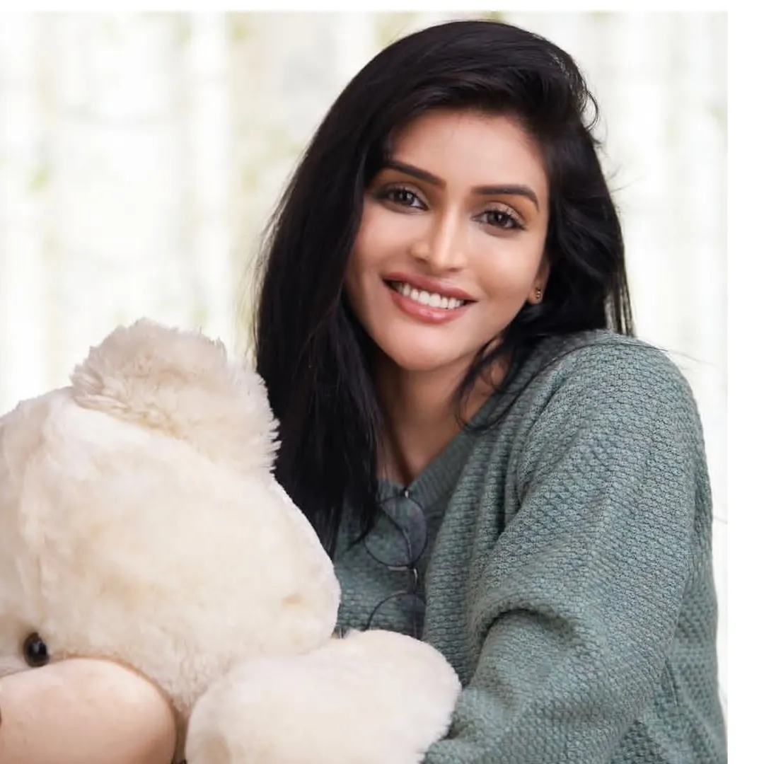 Nitya tiwari