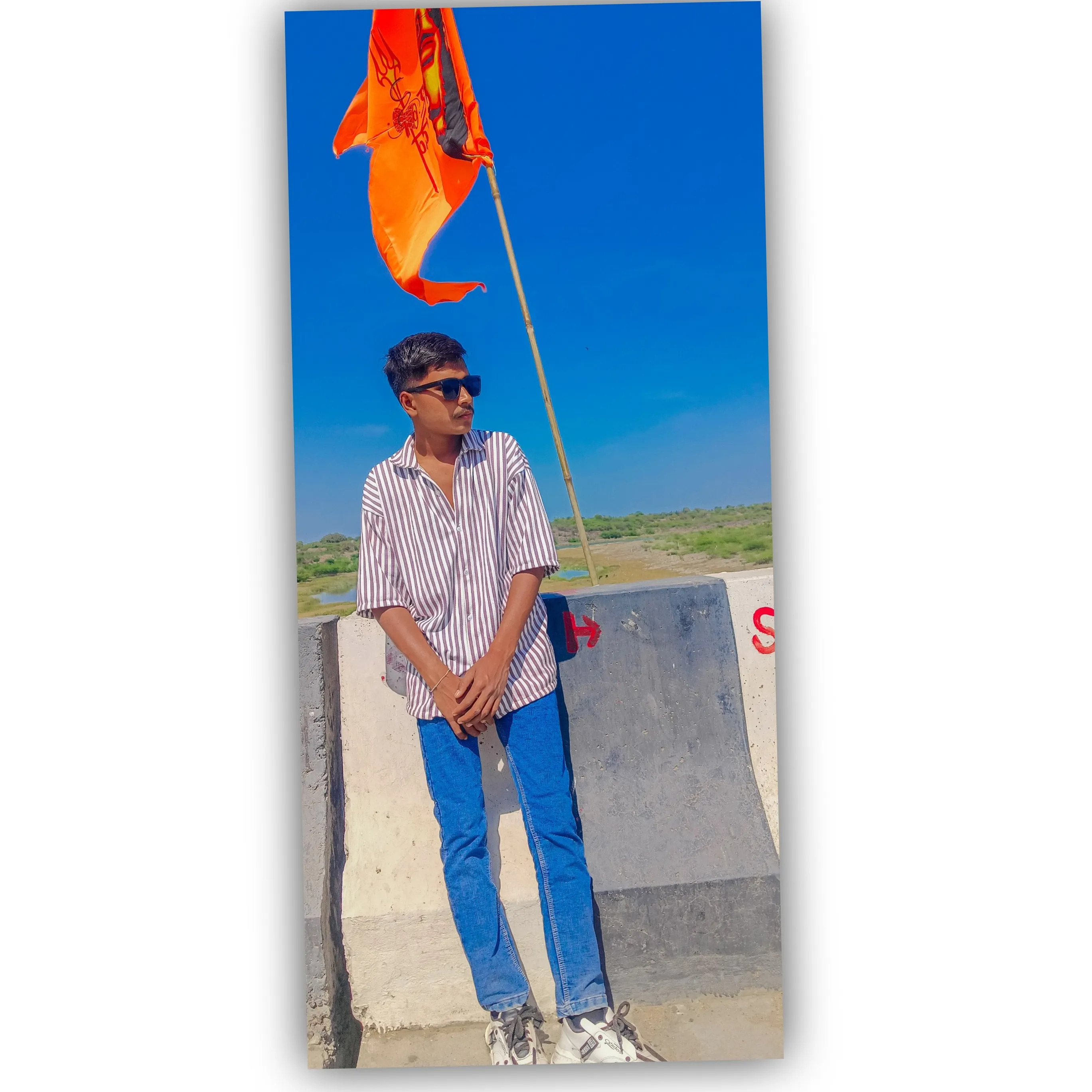 mr___rahul_ 😎