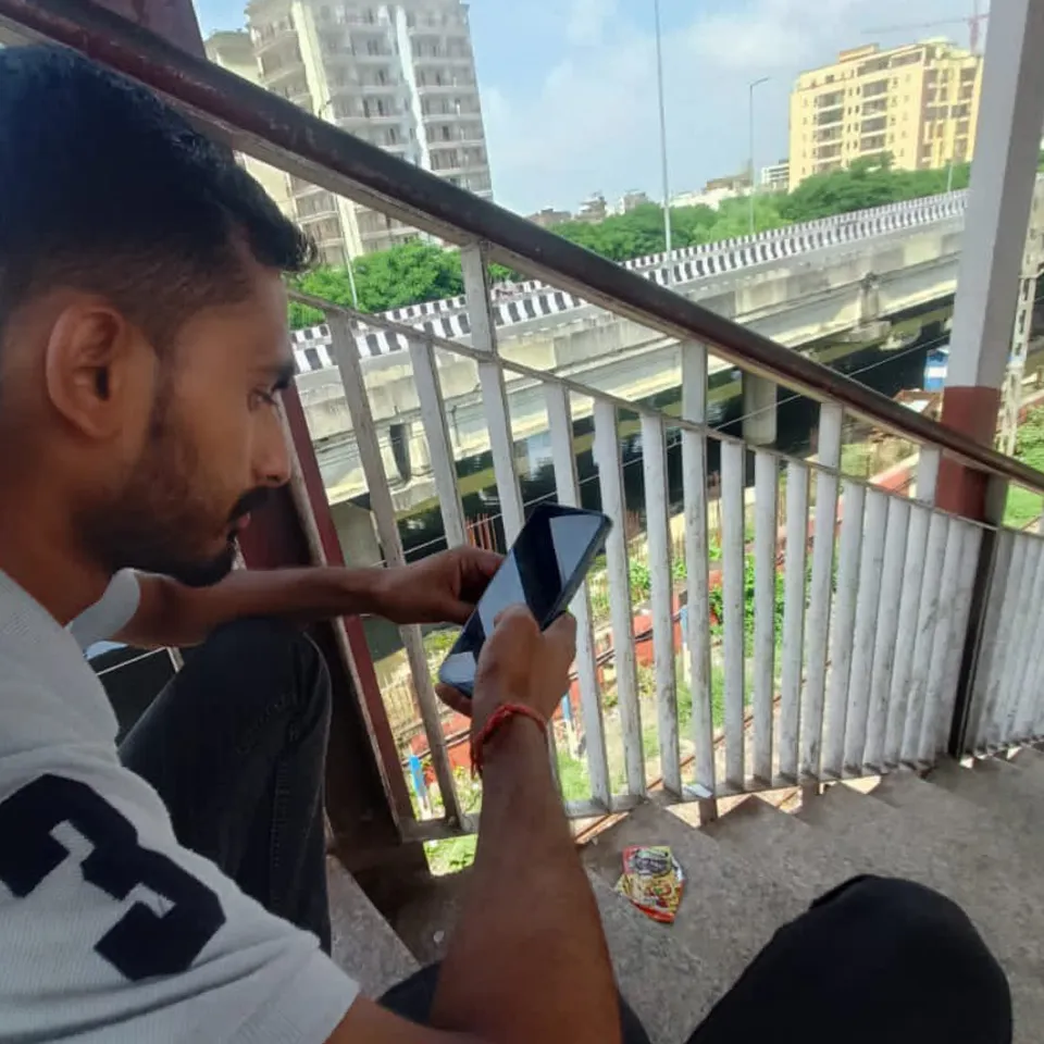 Raushan Yaav