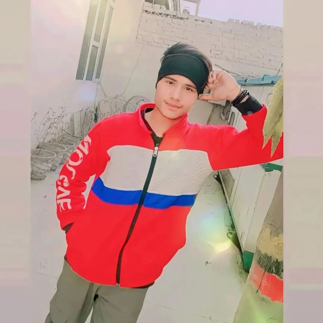 𝐼𝑡𝑠 _𝑅𝑎𝑎ℎ𝑢𝑙..🖤