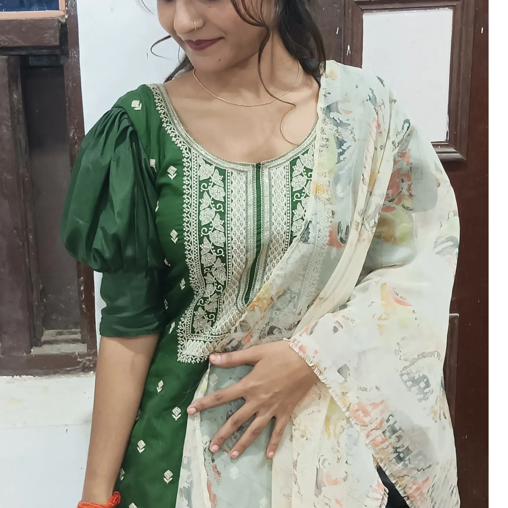 Chandni raikwar