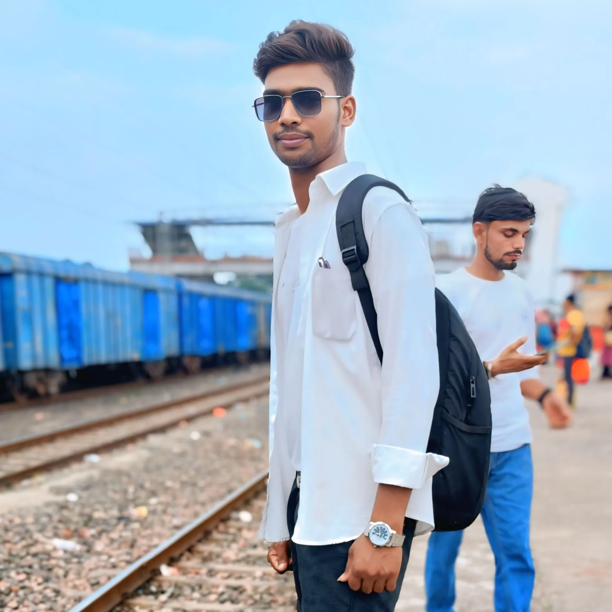 DHONI KUMAR