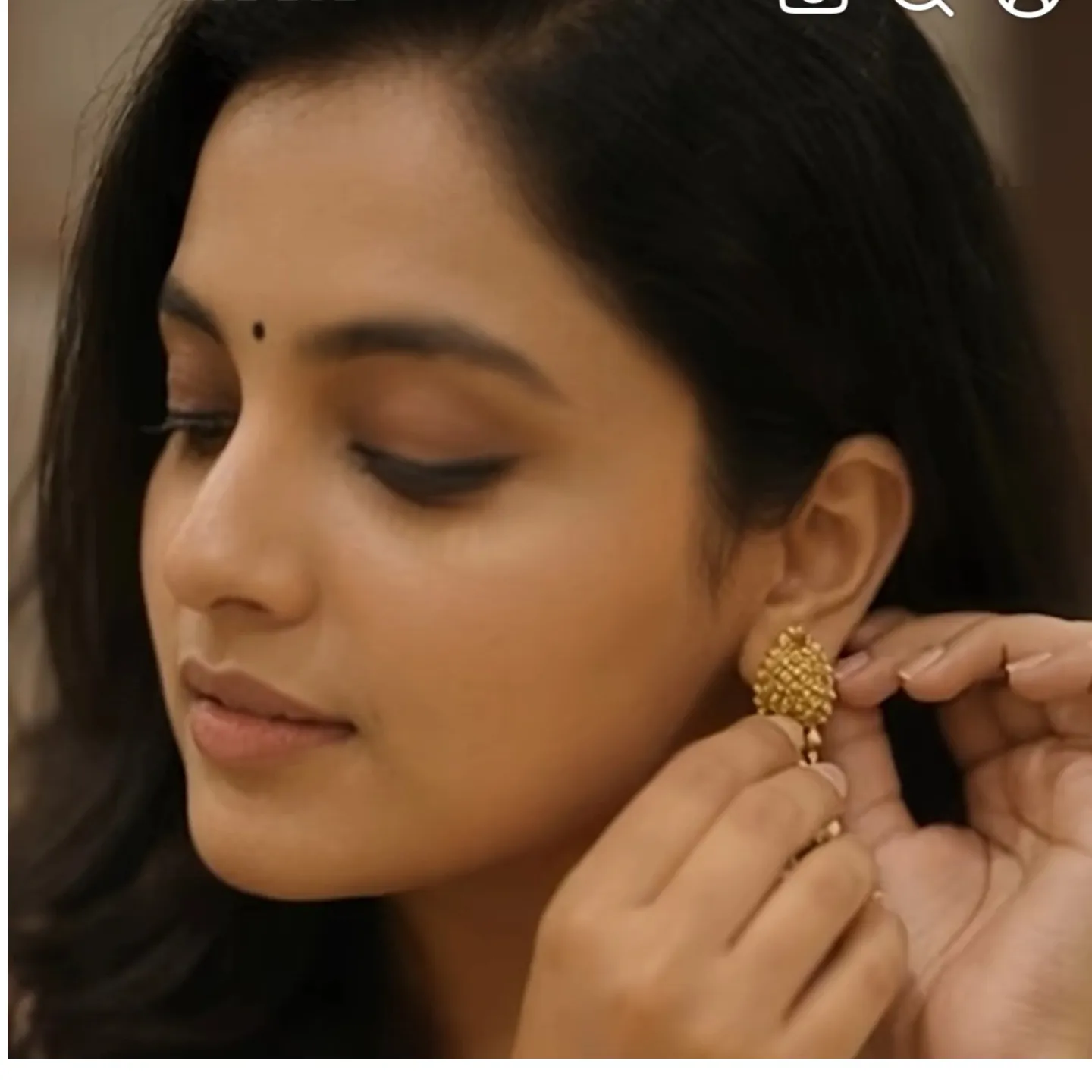 RADHIKA 👑 Singh