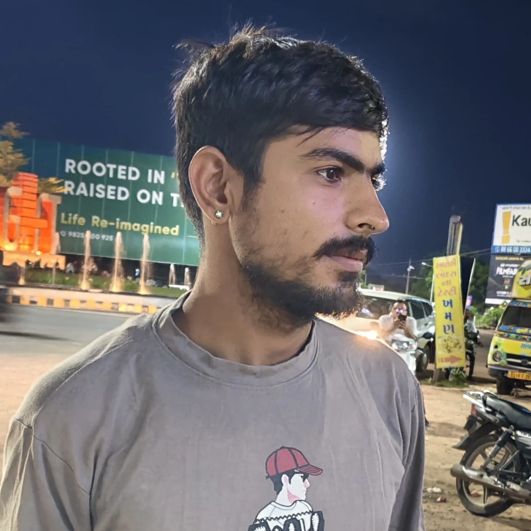 MOOLARAM MOONDH